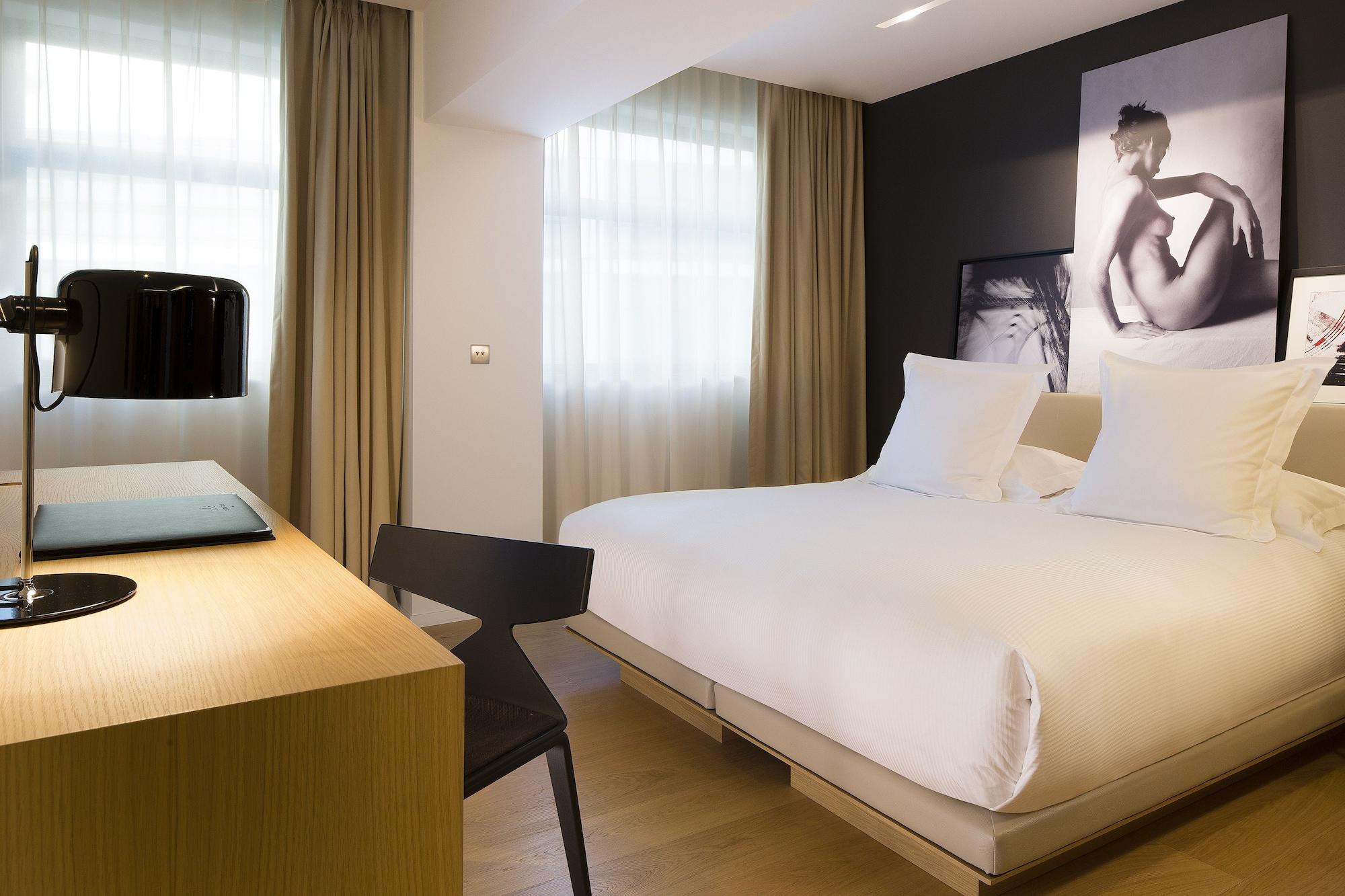 Le Cinq Codet Hotel Paris Exterior photo