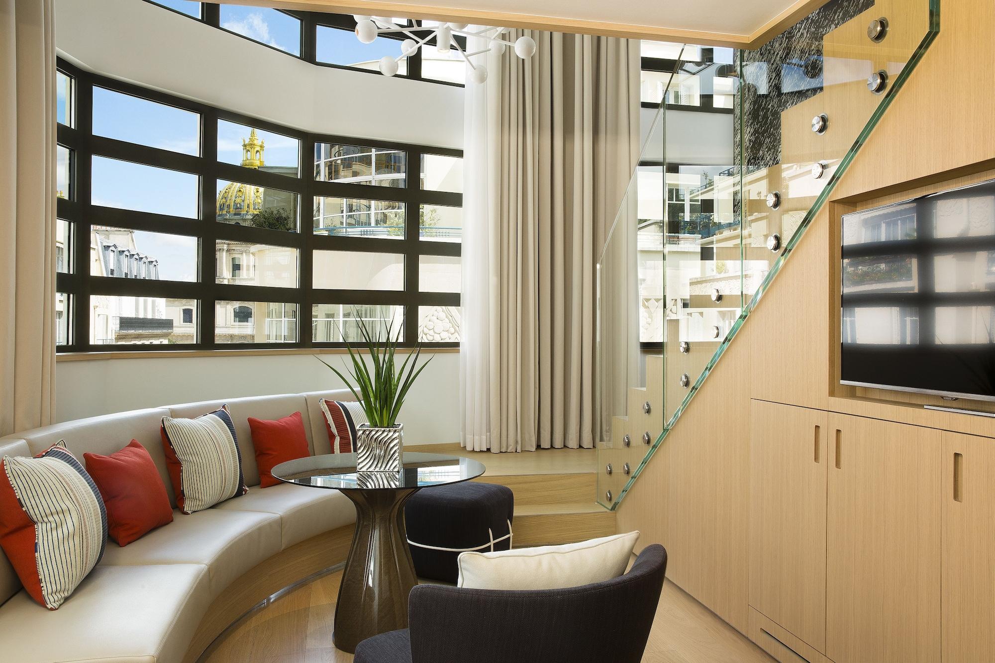 Le Cinq Codet Hotel Paris Exterior photo