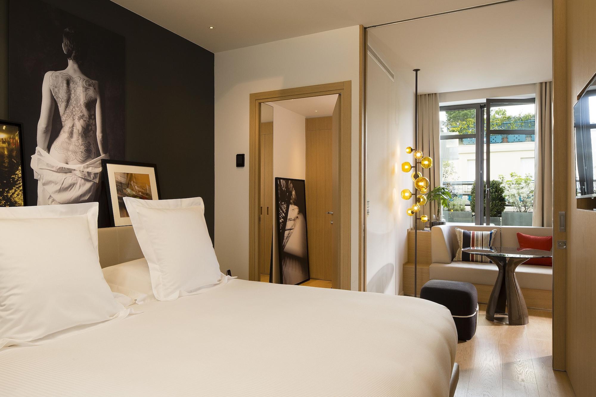 Le Cinq Codet Hotel Paris Exterior photo