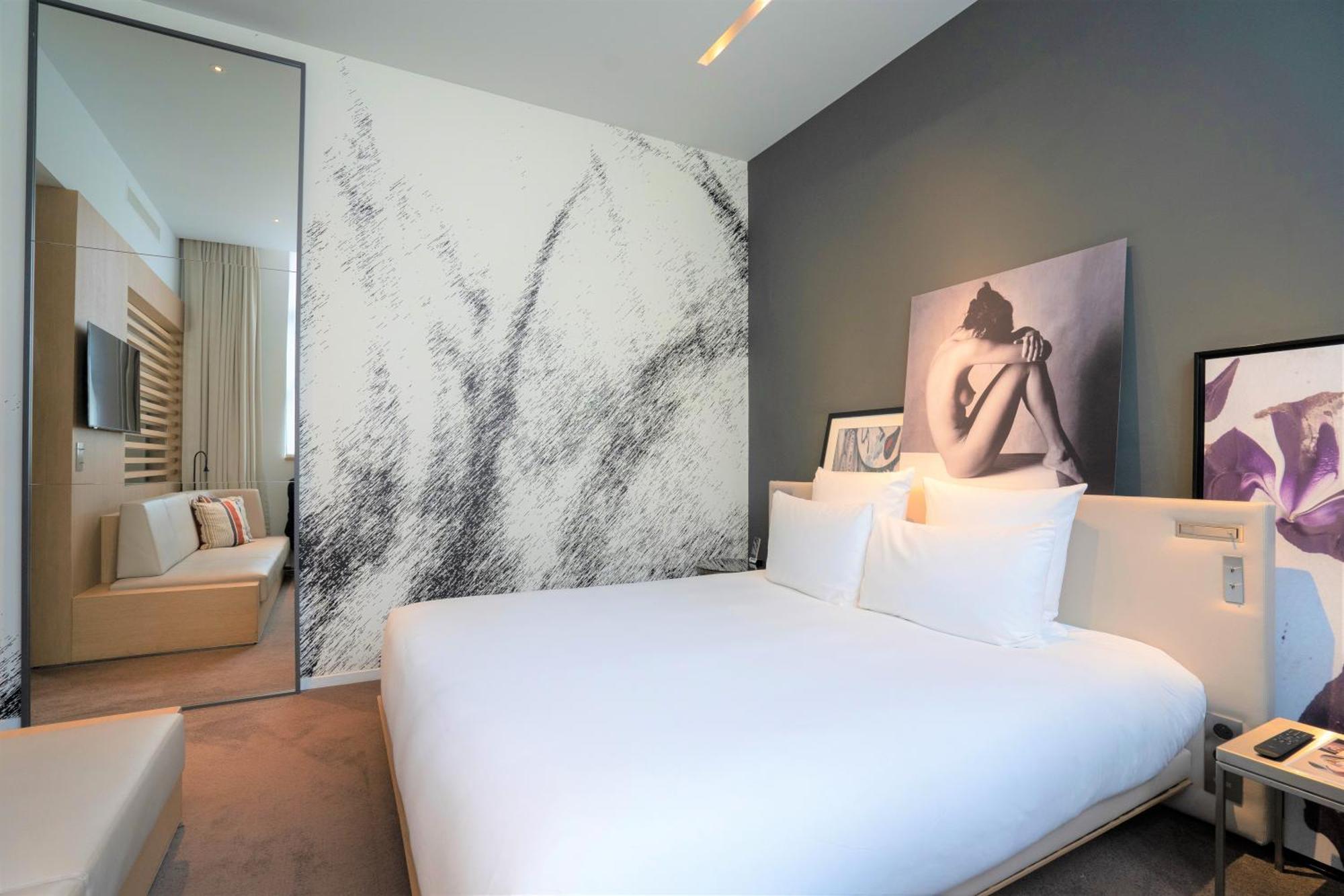 Le Cinq Codet Hotel Paris Exterior photo