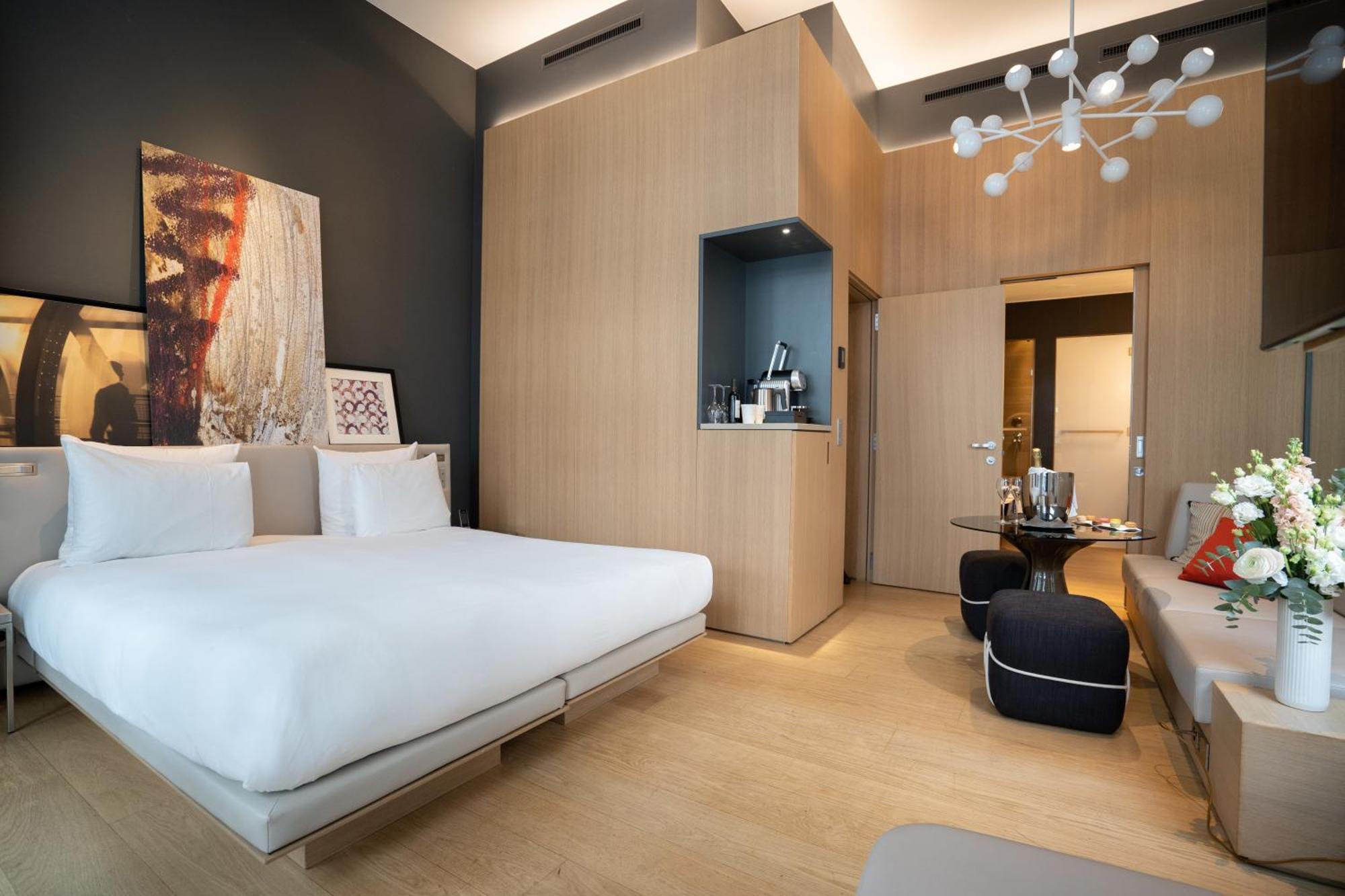 Le Cinq Codet Hotel Paris Exterior photo